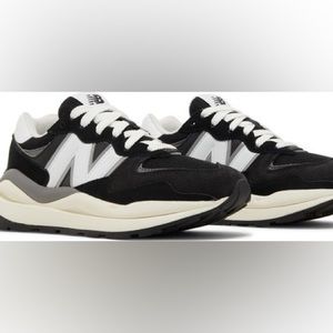 NEW BALANCE WOMEN'S W5740